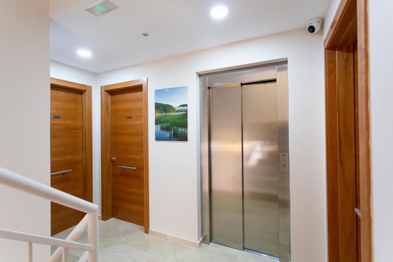 8 Lacus Duplex L'Hospitalet de Llobregat Exterior foto